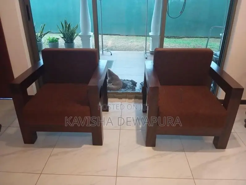 Kumbuk Sofa Set