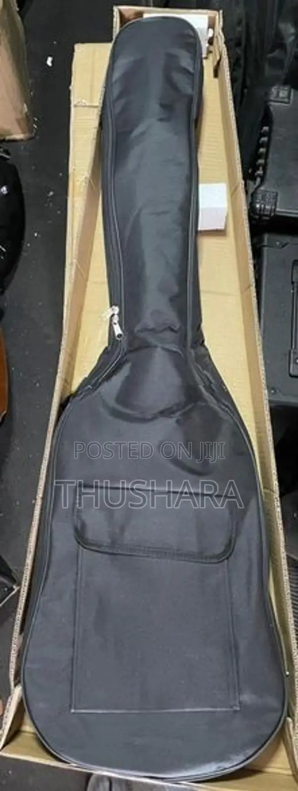 5 Strings Bass Guitar