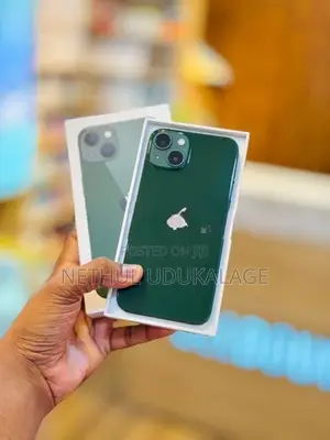 Apple iPhone 13 128GB (Used)