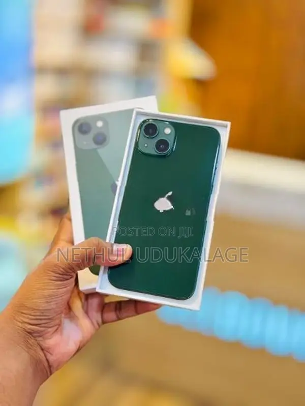Apple iPhone 13 128GB (Used)