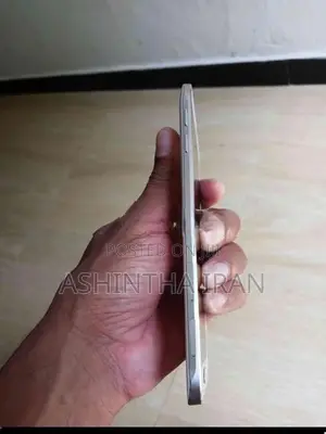 Samsung Galaxy A8 (Used)