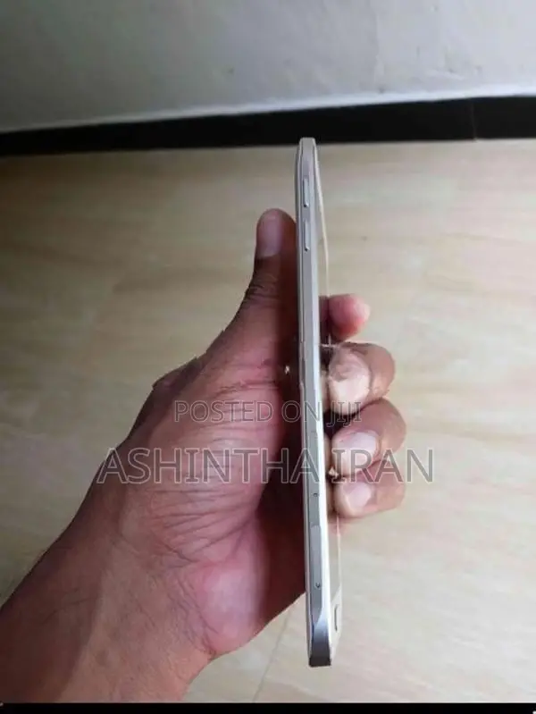 Samsung Galaxy A8 (Used)