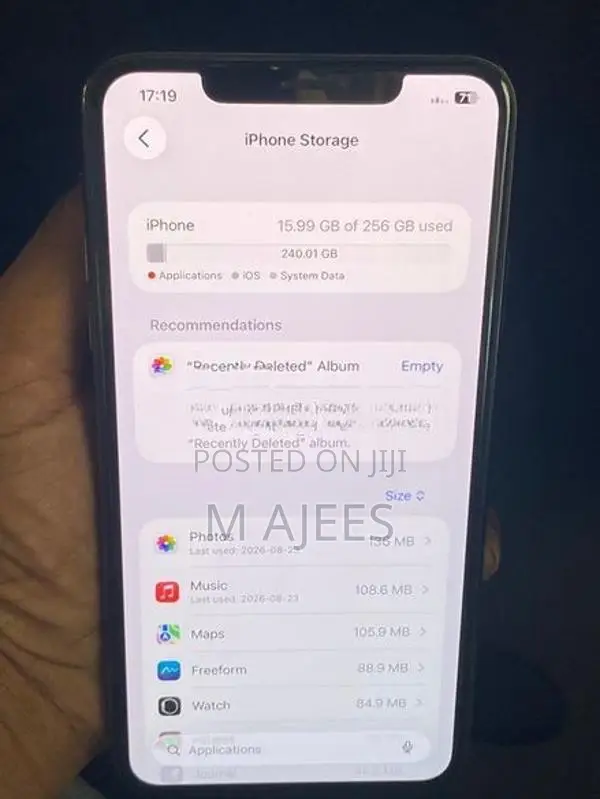 Apple iPhone 11 Pro Max 256GB (Used)