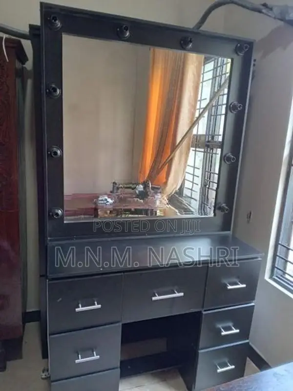 Dressing Table Modern Studio Type