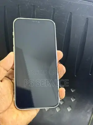 Apple iPhone 12 (Used)