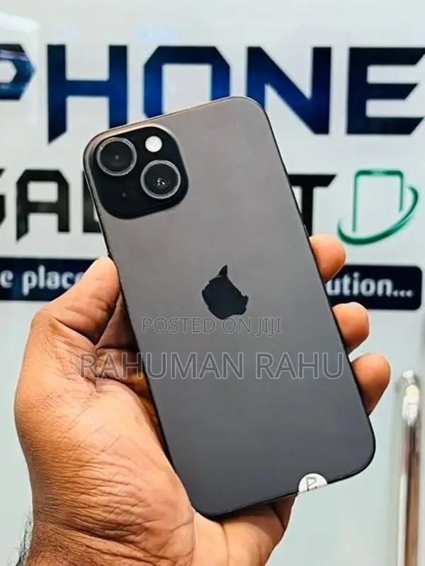 Apple iPhone 15 128GB (Used)
