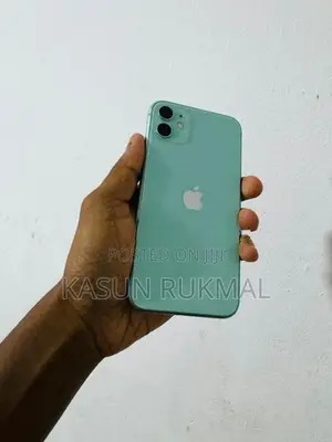 Apple iPhone 11 (Used)