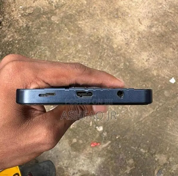 Samsung Galaxy A06 (Used)