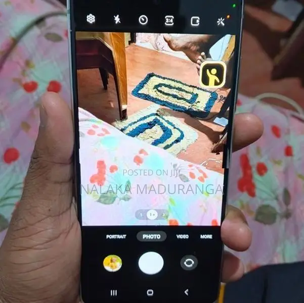 Samsung Galaxy S20FE (Used)