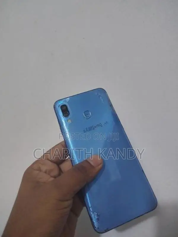 Samsung Galaxy A30 (Used)