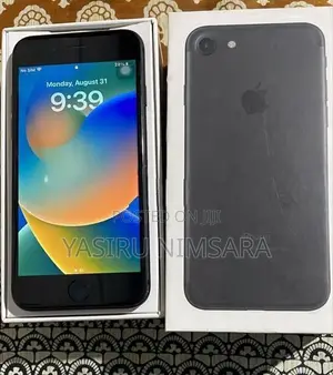 Apple iPhone 8 (Used)