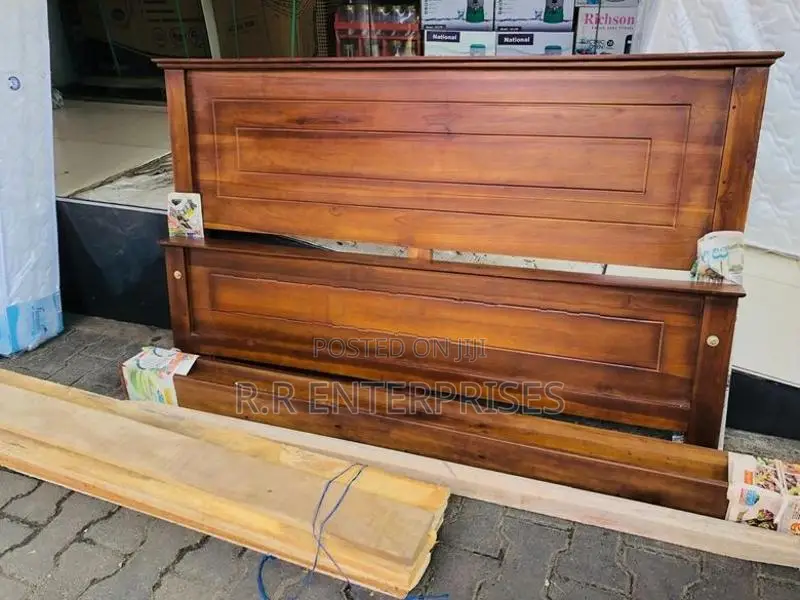New 6*5 ft 72"*60" Teak Queen Box Bed