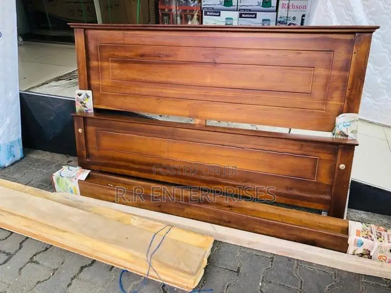 New 6*5 ft 72"*60" Teak Queen Box Bed