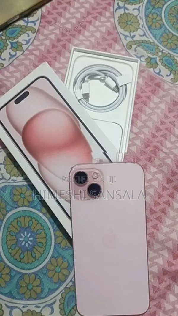 Apple iPhone 15 (Used)