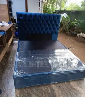 New 6-5 Ft Queen Cushion Divan Bed
