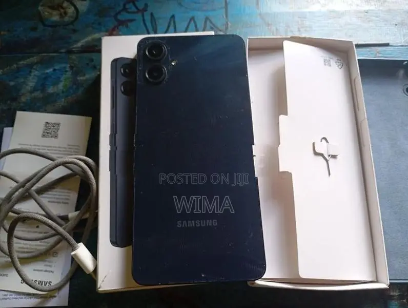 Samsung Galaxy A06 4GB 128GB (Used)