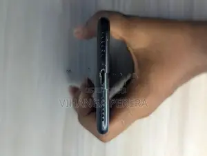 Apple iPhone 7 (Used)