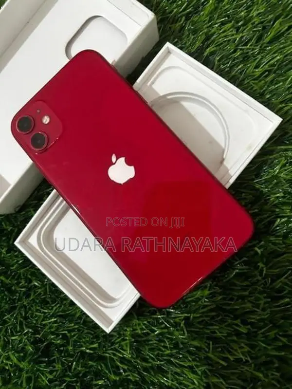 Apple iPhone 11 Red (Used)
