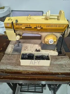 Sewing Machine Singer