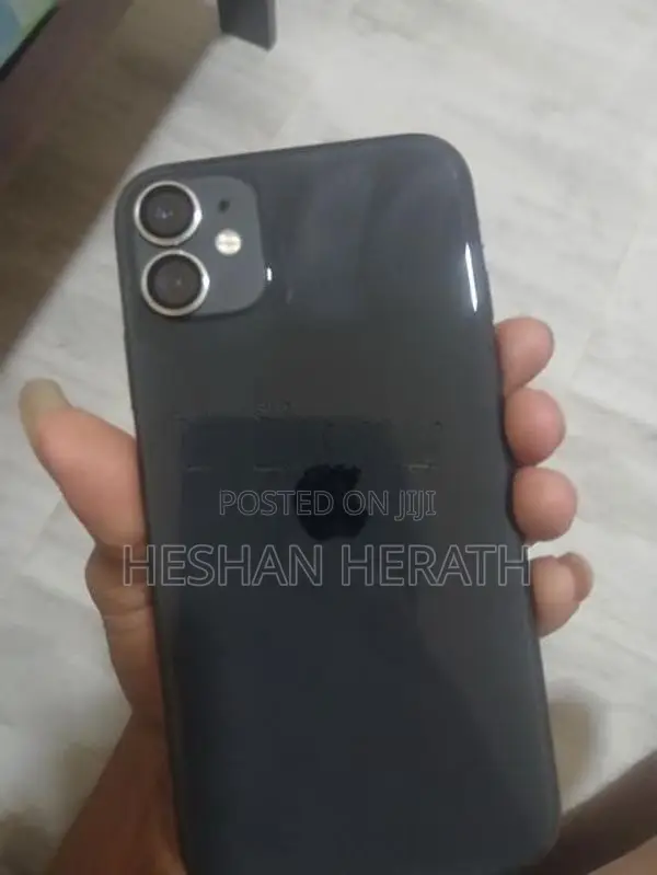 Apple iPhone 11 (Used)
