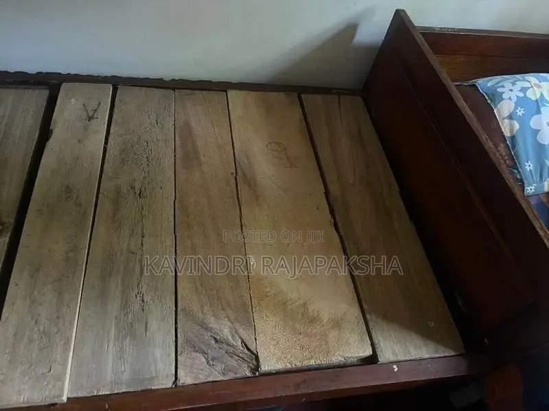 Used Beds With Spring Mattresses
