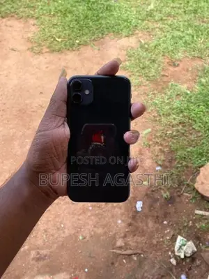 Apple iPhone 11 128gb (Used)