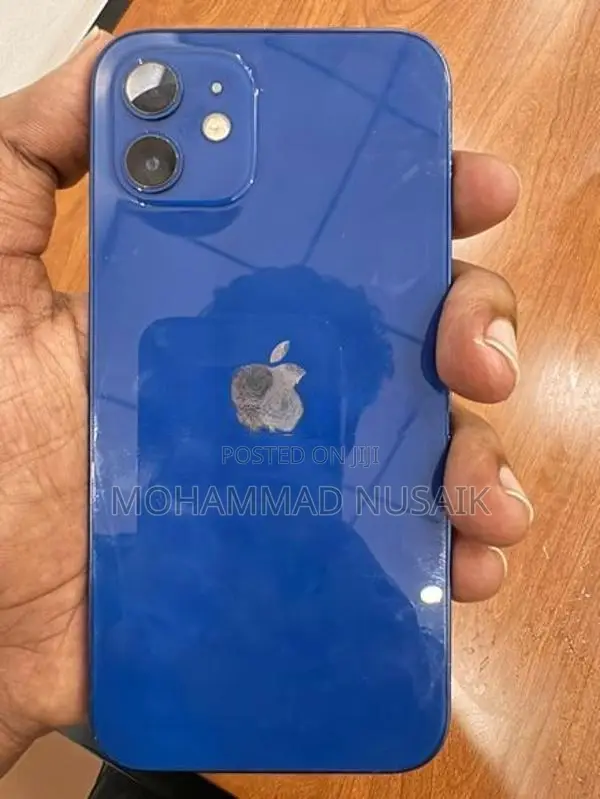 Apple iPhone 12 (Used)