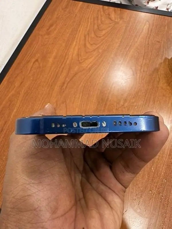 Apple iPhone 12 (Used)