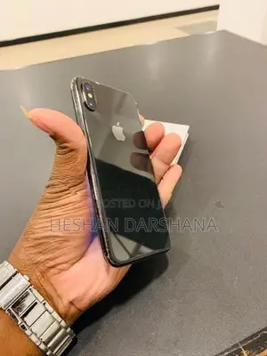 Apple iPhone X (Used)