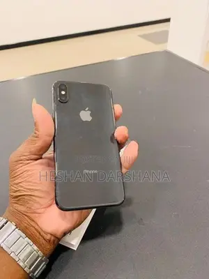 Apple iPhone X (Used)