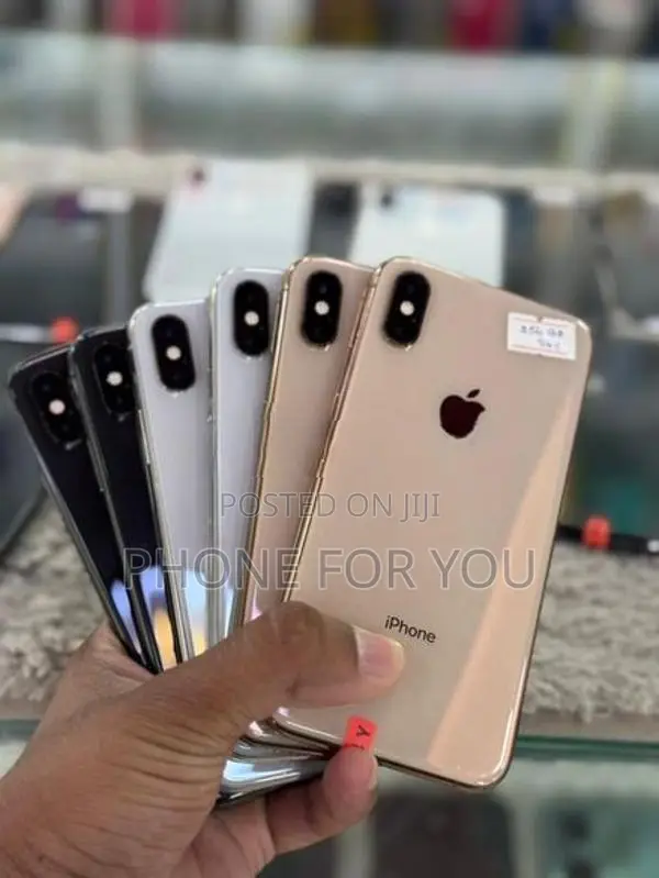 Apple iPhone XS (Used)