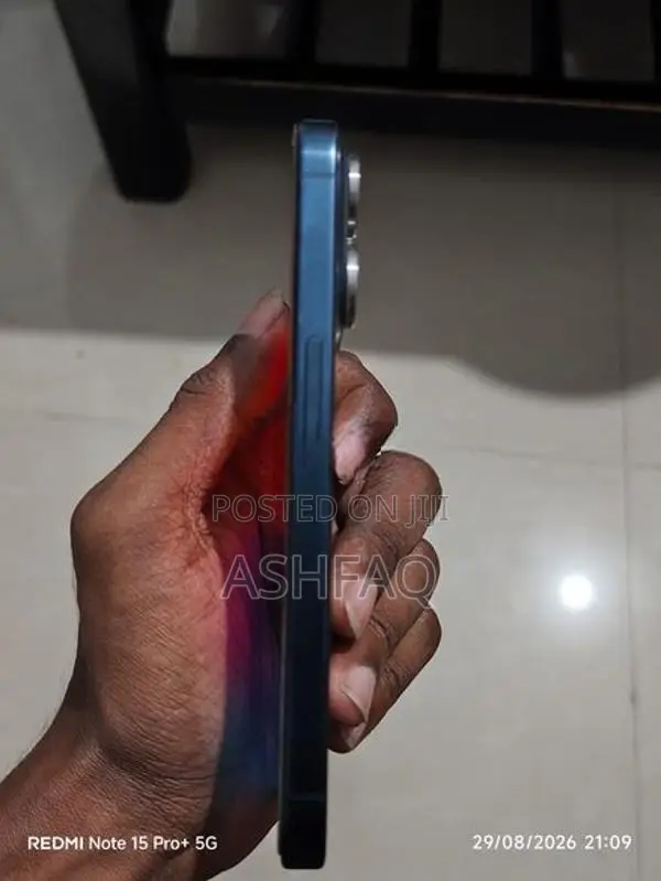 Apple iPhone 15 Pro 256GB -Blue Titanium (Used)