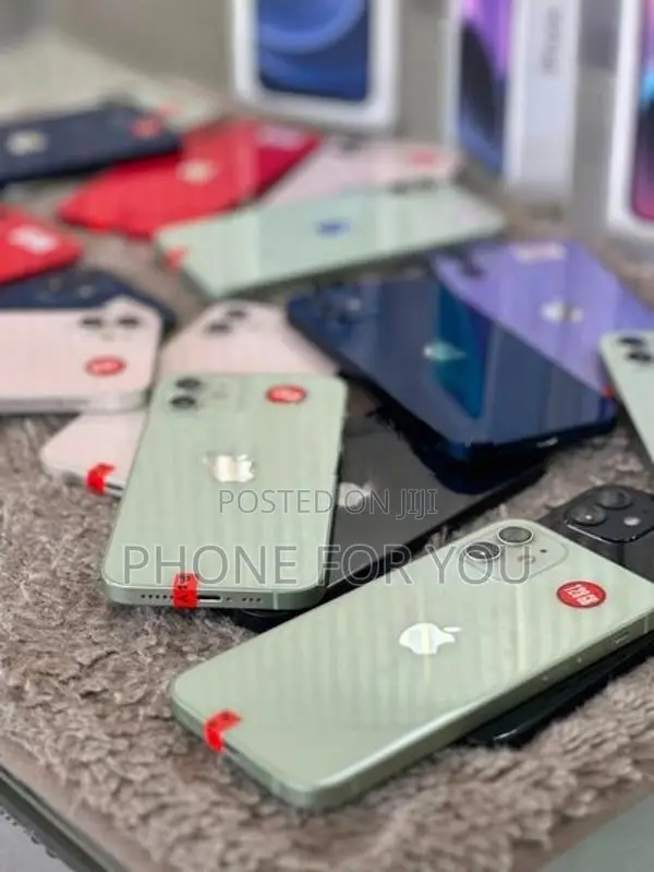 Apple iPhone 12 (Used)