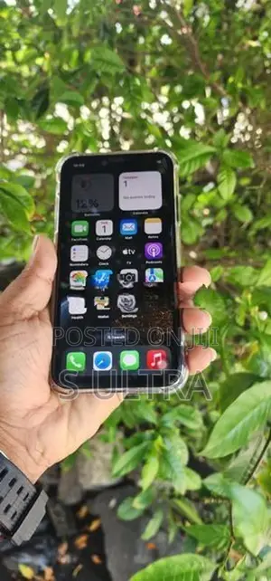 Apple iPhone XR (Used)