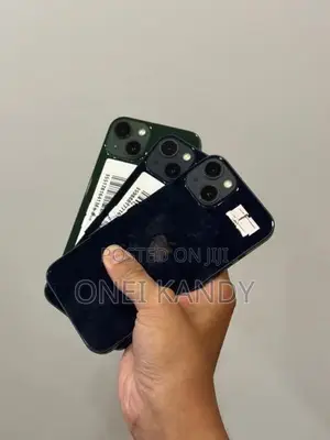 Apple iPhone 13 128GB (Used)