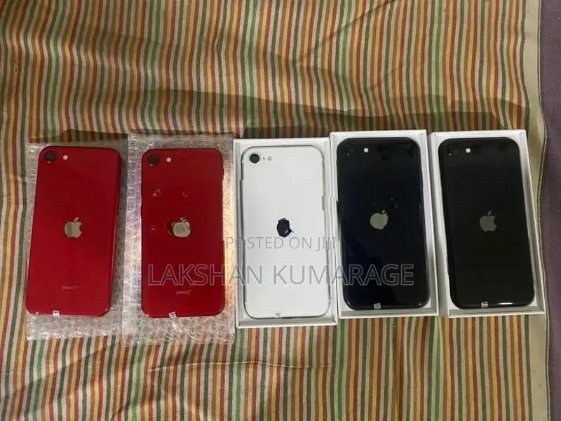 Apple iPhone SE 2 (Used)