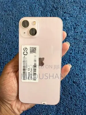 Apple iPhone 13 (Used)