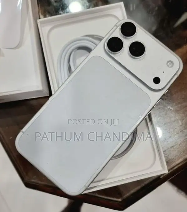 Apple iPhone 17 Pro Max (Used)