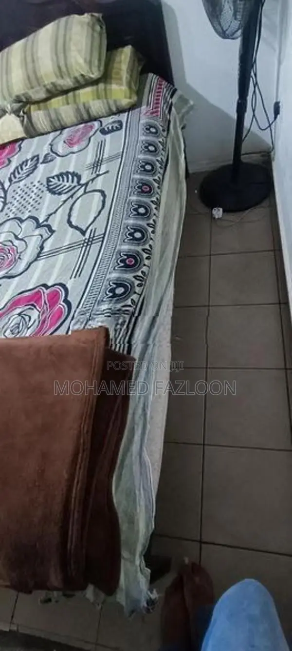 5/6 Bed