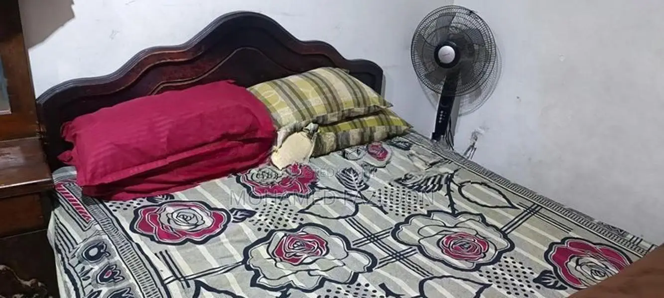 5/6 Bed