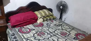 5/6 Bed