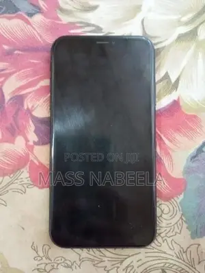 Apple iPhone XR (Used)