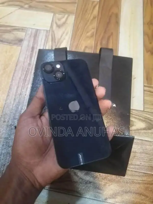 Apple iPhone 14 (Used)
