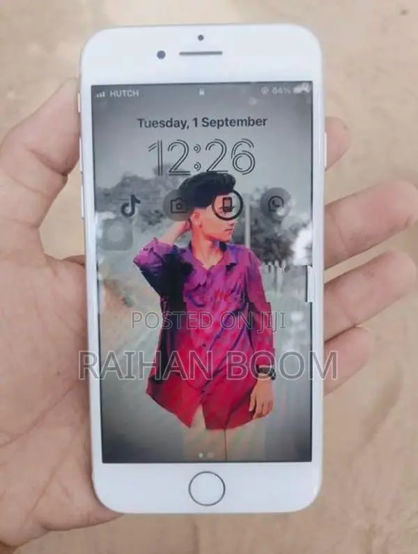 Apple iPhone 8 (Used)