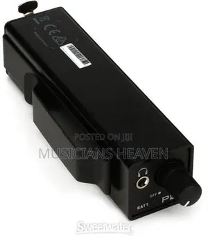 Behringer P2 Headphones Amplifier