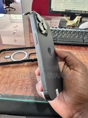 Apple iPhone 15 Pro (Used)
