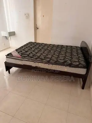 King Size Bed With Mattress