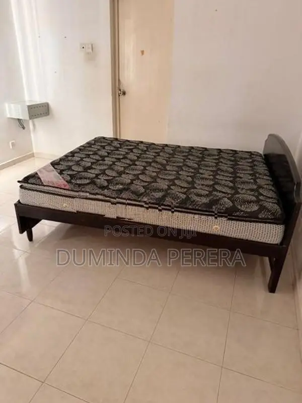 King Size Bed With Mattress
