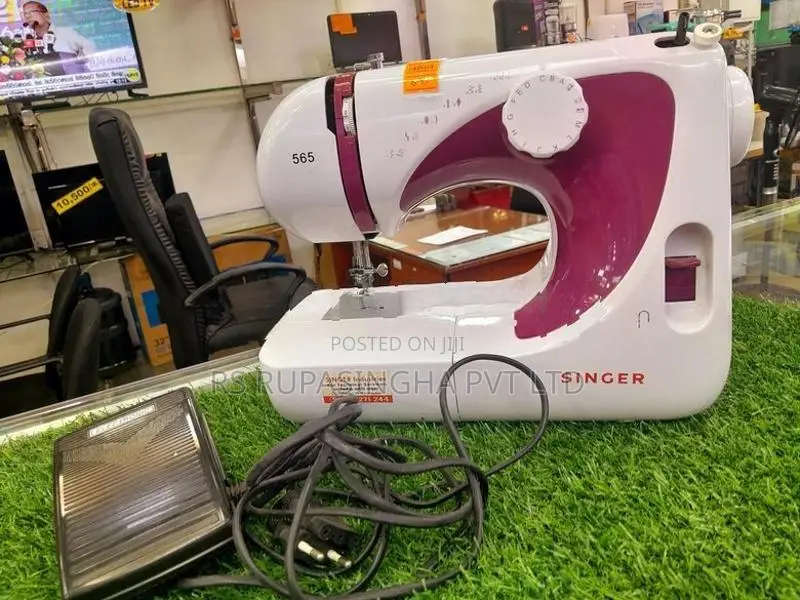 Singer Protable Sewing Machine
