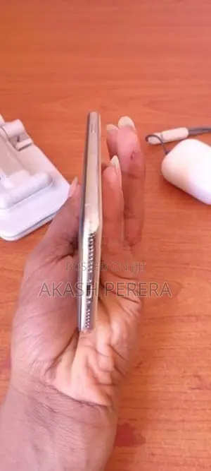 Apple iPhone X (Used)